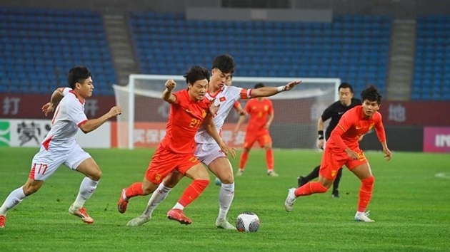 Điểm tin bóng đá Việt Nam 13/11: U22 Việt Nam đánh bại U22 Trung Quốc; Ông Kim Sang-sik quyết thắng Lào