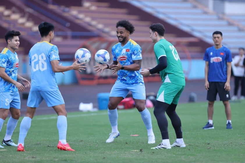 Xuân Son trở lại khiến truyền thông Malaysia lo ngại cho tuyển Lào