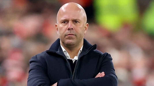 Arne Slot lên tiếng về tương lai sau thảm bại của Liverpool