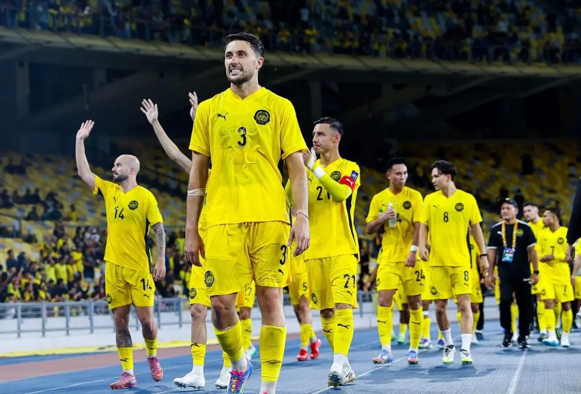 Báo Malaysia khuyên đội nhà nên chịu thua FIFA