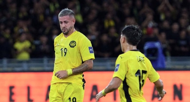 Bóng đá Malaysia: Cựu lãnh đạo và danh thủ yêu cầu FAM nhận lỗi sau án phạt FIFA