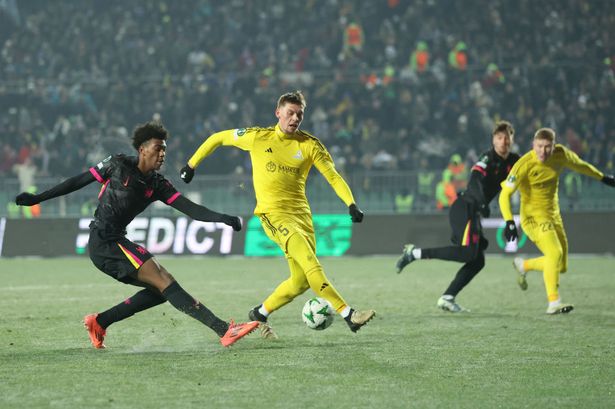 CĐV phát cuồng về sao trẻ Chelsea: “Cậu ấy sẽ trở thành hậu vệ xuất sắc bậc nhất thế giới!”