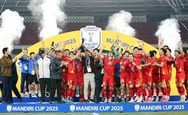 Công thức chiến thắng của ông Kim Sang-sik: Khi sự thấu hiểu quý giá hơn triết lý