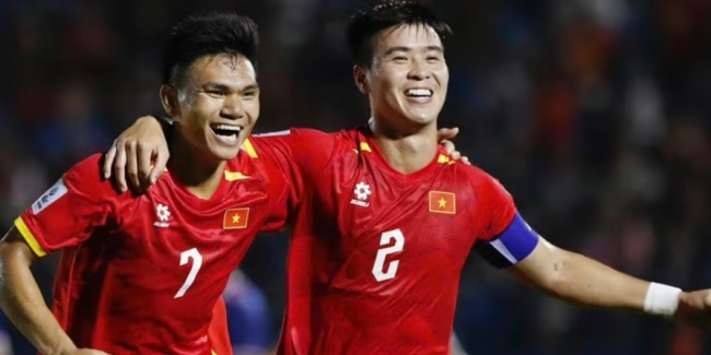 Điểm tin bóng đá Việt Nam 11/10: Tuyển Việt Nam thăng hạng trên BXH FIFA; Leverkusen vinh danh sao Việt kiều