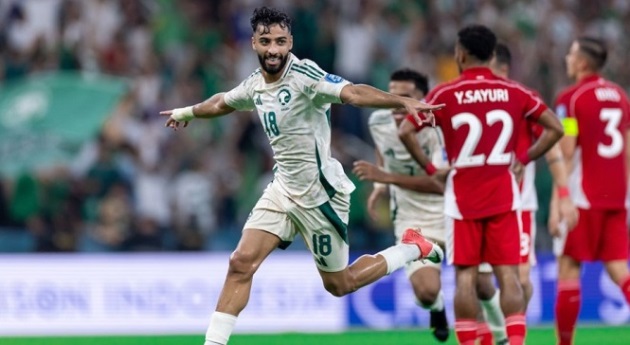 Điểm tin bóng đá Việt Nam 9/10: HLV Kim Sang Sik làm điều chưa từng có; Cửa hẹp cho Indonesia