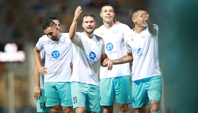 Hansen lập công, Nam Định thắng kịch tính tại Hong Kong