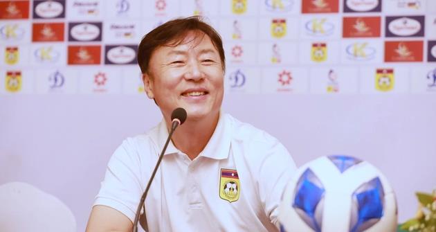HLV Ha Hyeok Jun đánh giá cao Kim Sang Sik nhưng vẫn tin vào bất ngờ