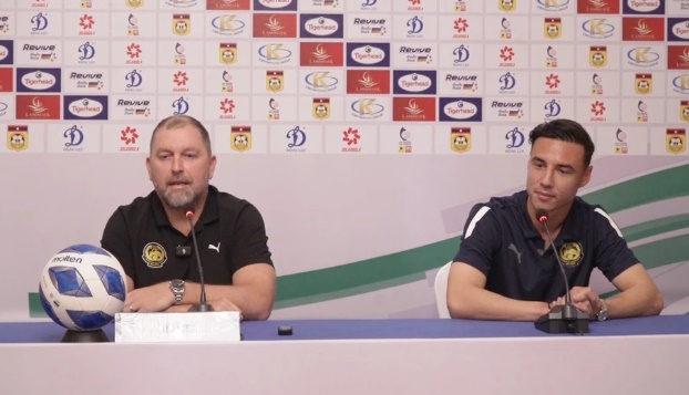 HLV Malaysia không quan tâm án phạt, tập trung vào trận đấu với Lào