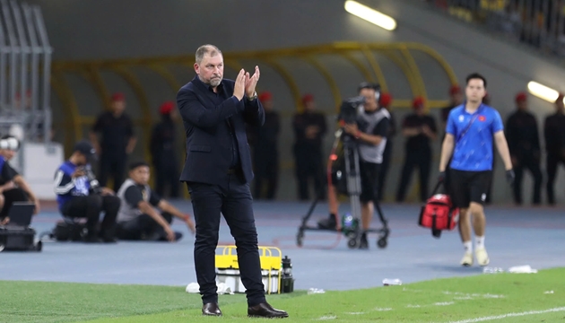 HLV Malaysia ‘rũ bỏ’ trách nhiệm vụ 7 cầu thủ nhập tịch ‘lậu’?