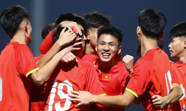 HLV U17 Malaysia “ngả mũ” trước Việt Nam