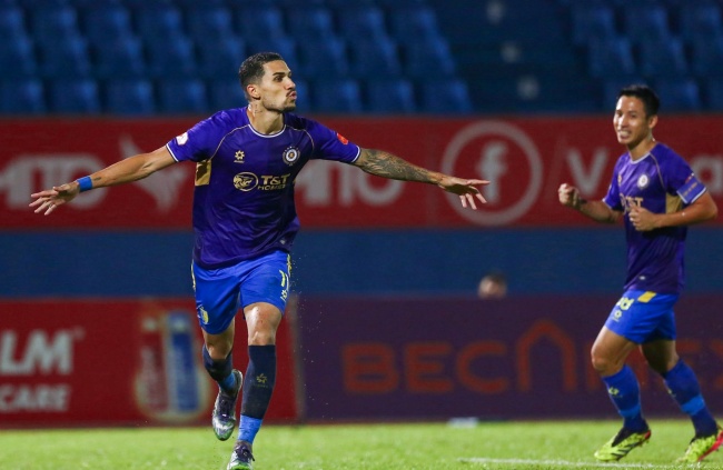 Hoàng Hên lên tiếng, Harry Kewell có chiến thắng đầu tiên cùng Hà Nội