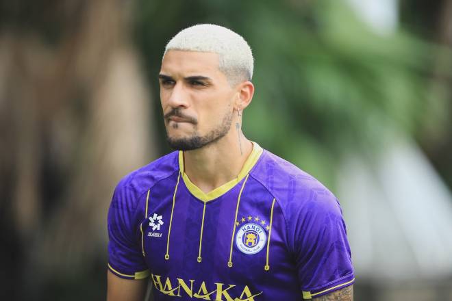 Malaysia “toát mồ hôi” khi Hendrio chính thức nhập tịch Việt Nam