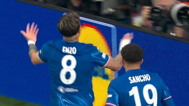 Palmer tạt bóng hoàn hảo, Oliver Yew gọi là khoảnh khắc xuất thần