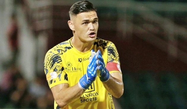 Patrik Lê Giang xuất hiện ở buổi tập của tuyển Việt Nam