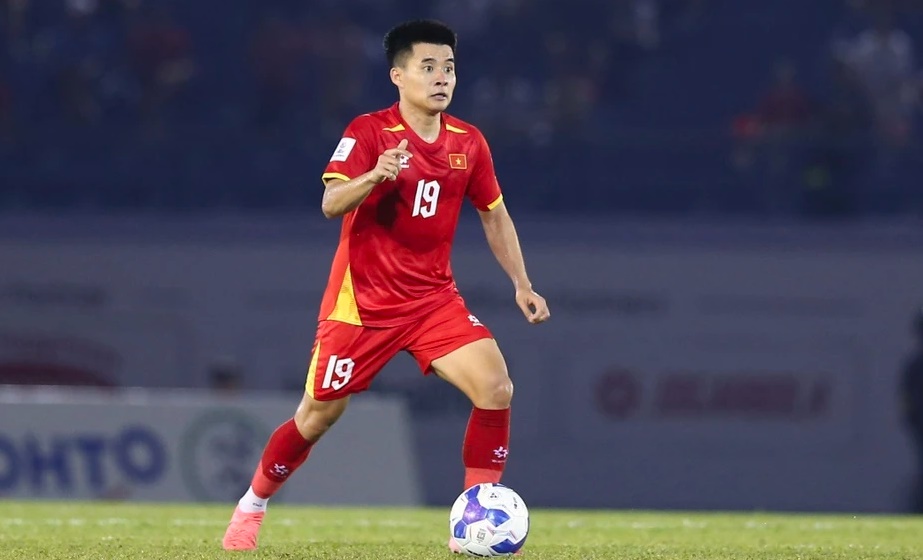 Phạm Thành Long chơi ra sao trong ngày khoác áo số 19 của Quang Hải