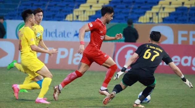 Soi trận Thanh Hóa vs Thể Công: Nỗi lo hàng phòng ngự