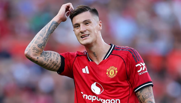 Tiền đạo Benjamin Sesko sắp trở lại, tin vui từ người đại diện trước Giáng sinh