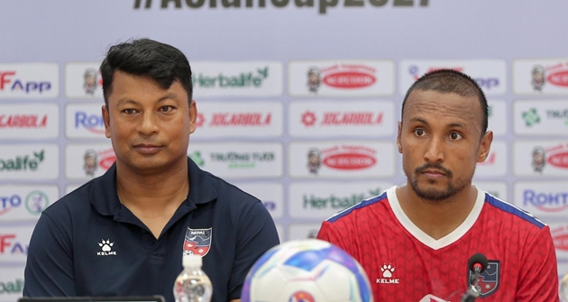 Trợ lý HLV Nepal ủng hộ Việt Nam dự Asian Cup