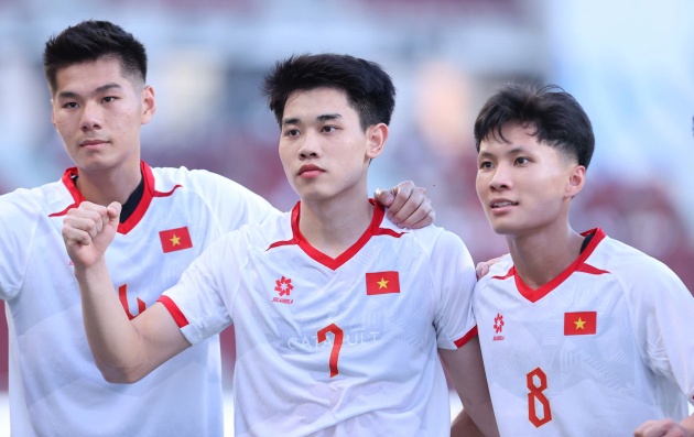 U22 Việt Nam 2-1 U22 Lào: Đình Bắc tỏa sáng cùng tuyên bố táo bạo