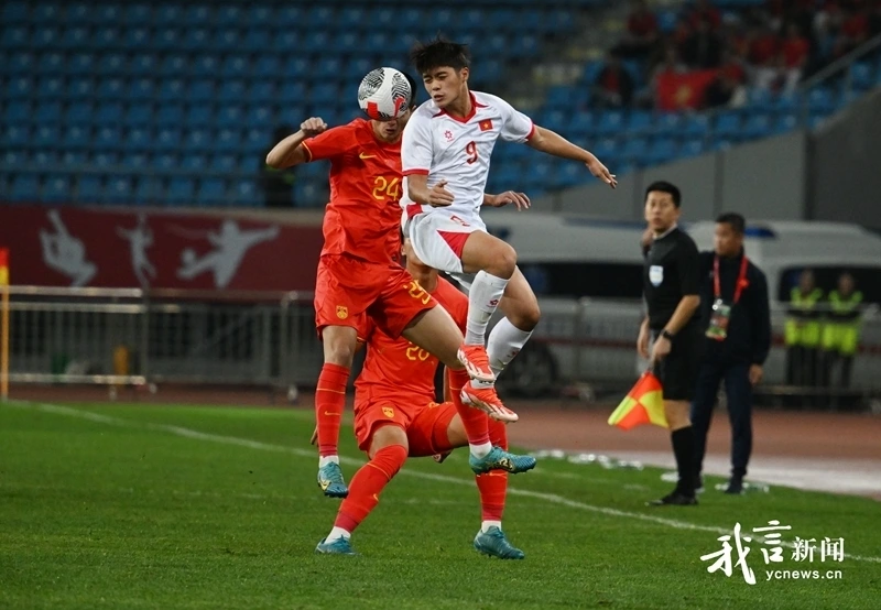 U22 Việt Nam thắng sát nút U22 Trung Quốc trên sân khách