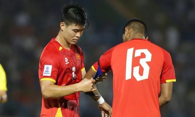 Vì sao HLV Kim muốn có thêm cầu thủ nhập tịch?