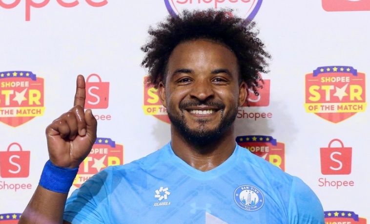 Xuân Son vỡ òa hạnh phúc với cú hat-trick đẳng cấp cho Nam Định