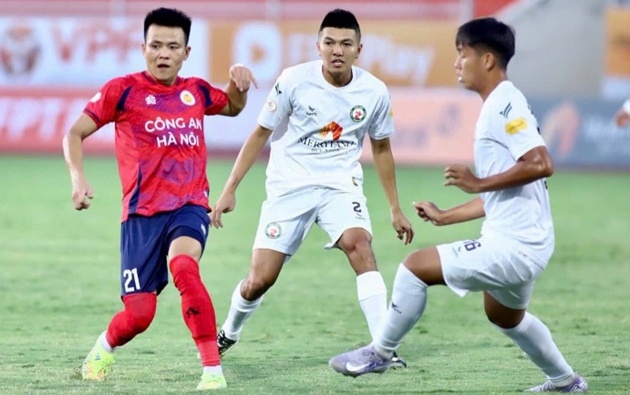 Alan Grafite tỏa sáng, CAHN đẩy Bình Định tới bờ vực rớt hạng