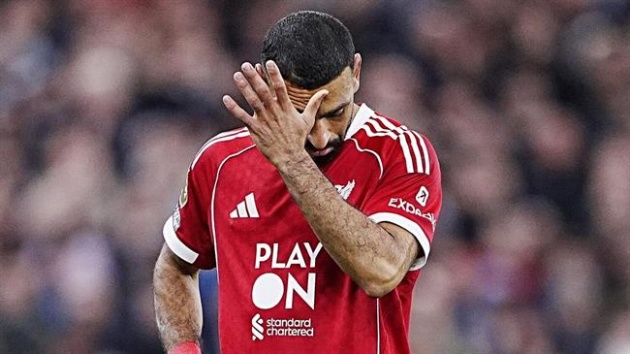 Arne Slot nói lý do để Mohamed Salah dự bị trận Frankfurt – Liverpool