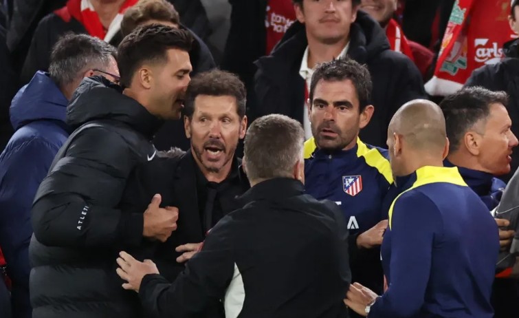 Arsenal không tăng cường an ninh để bảo vệ Simeone