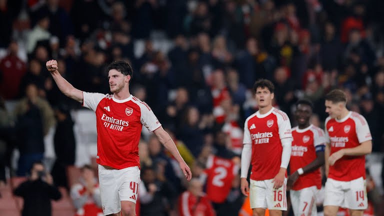 Arsenal thắng huỷ diệt, Henry nêu 3 ứng viên vô địch C1