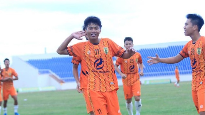 Bầu Đức cho Nay Di Đan rời HAGL gia nhập Ninh Bình FC