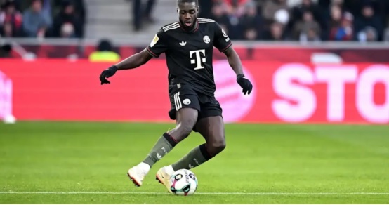 Bayern chi 40 triệu euro giữ chân Dayot Upamecano