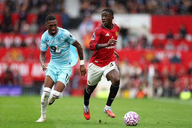 Bruno tái xuất còn Mainoo phải chờ kiểm tra