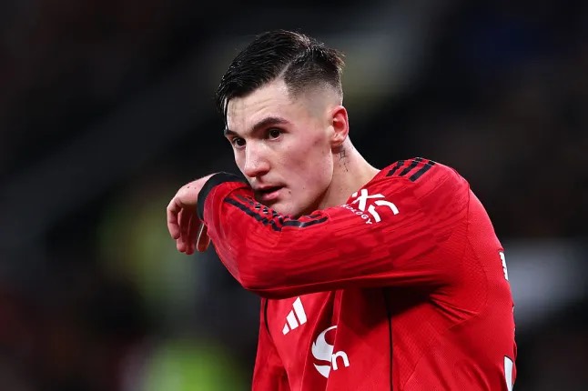 “Canh bạc” Sesko đang khiến Man Utd trả giá đắt