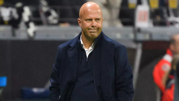 CĐV Liverpool: “Slot đã loại bỏ tiền đạo có phong độ cao nhất nước Anh để chọn Isak”