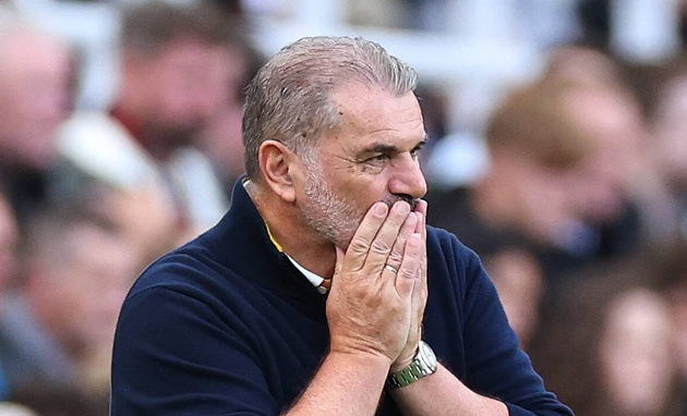 Chelsea có thể định đoạt tương lai của Postecoglou tại Forest