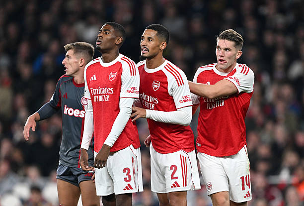 Chuyên gia: “Tất cả là tại Arsenal, họ đã giết chết Ngoại Hạng Anh”