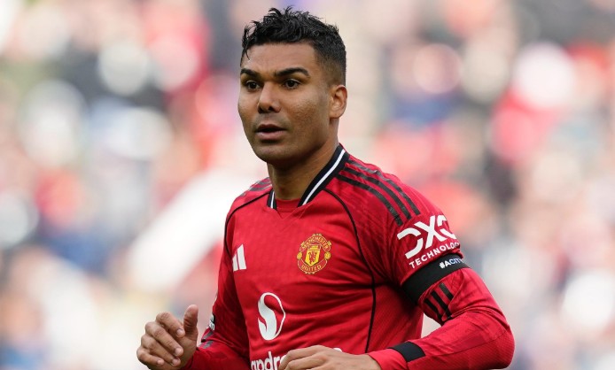 Chuyển nhượng sáng 15/10: MU muốn giữ chân Casemiro; Chelsea săn đón thần đồng 16 tuổi