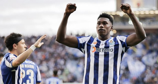 Chuyển nhượng sáng 20/10: Chelsea chi đậm vì Omorodion; Barca xem giò Greenwood