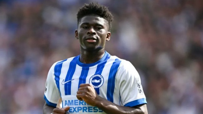 Chuyển nhượng sáng 24/10: MU muốn ký 2 tiền vệ mới; Rashford có ý định ở lại Barcelona