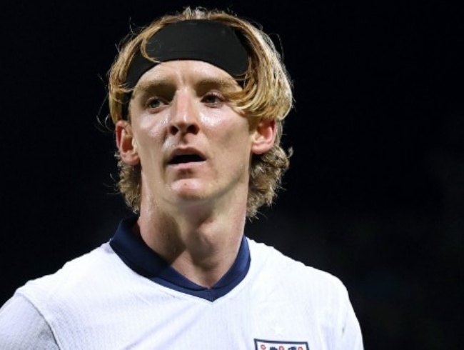 Chuyển nhượng tối 19/10: Arsenal nhắm Gordon với giá 100 triệu bảng; Barca săn đón ‘đá tảng’ Sporting