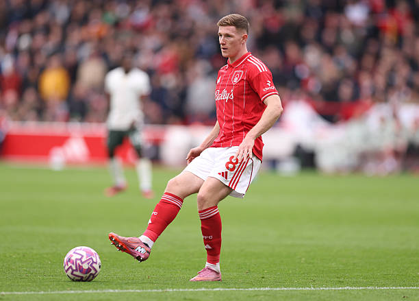 Chuyển nhượng tối 22/10: MU nhắm Anderson; Barca có phương án thay Lewandowski