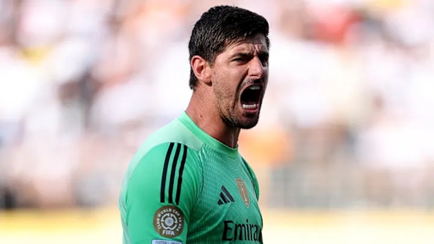 Courtois lên án kế hoạch La Liga thi đấu trên đất Mỹ