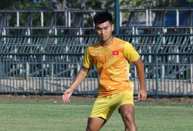 Điểm tin bóng đá Việt Nam 5/7: Tuyển thủ U23 Việt Nam bất tỉnh trên sân; HAGL thuê chuyên gia người Brazil