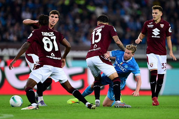 Drama phút chót, Napoli thua sốc trước Torino