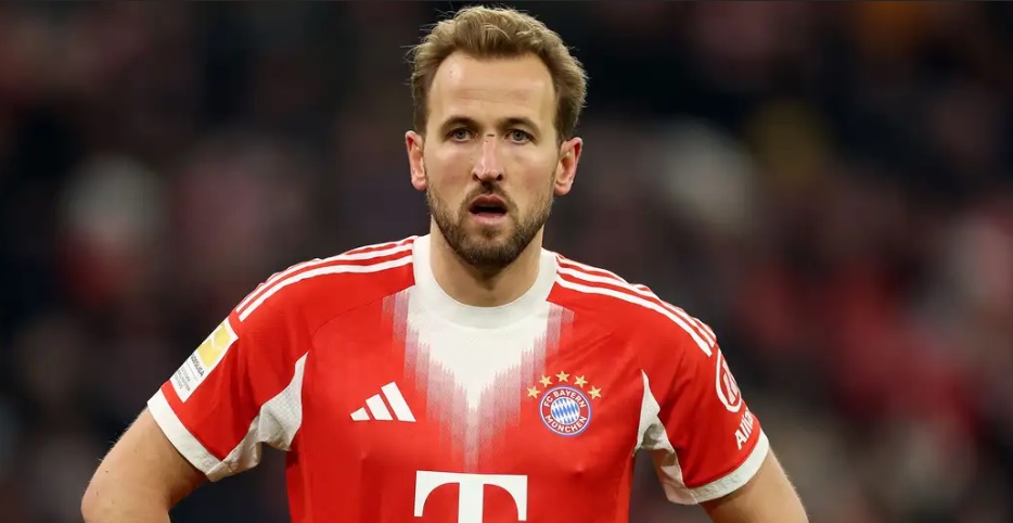 Dwight Yorke cảnh báo Harry Kane đừng rời Bayern Munich