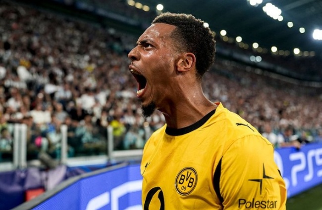 Felix Nmecha lập cú đúp, Dortmund bất bại tại Champions League