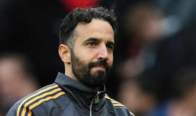 Fernandes xác nhận sự ủng hộ của các cầu thủ với Amorim