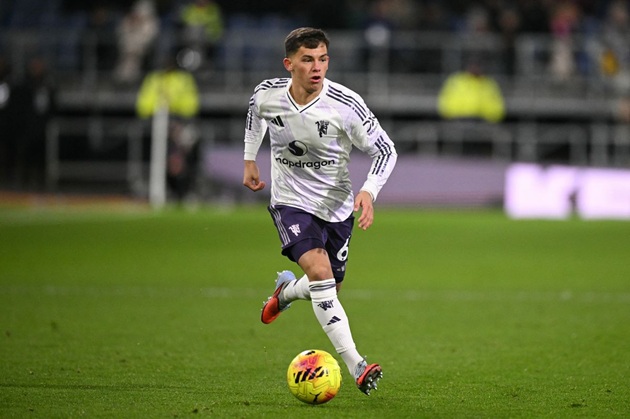 Fletcher ca ngợi sao trẻ M.U thi đấu không sợ hãi