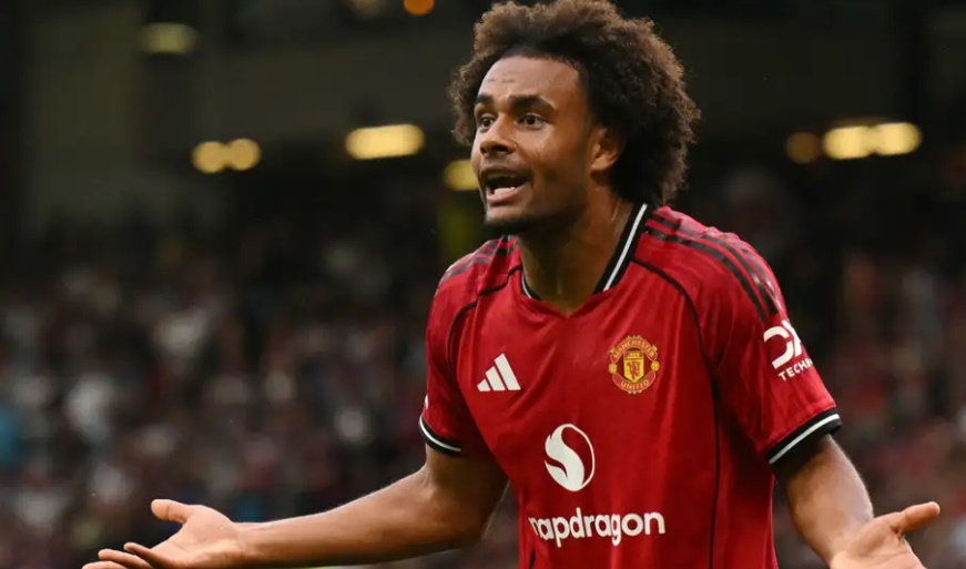 Franco Ordine: Zirkzee đã đến ”vũng lầy” MU